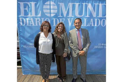Eva Cárdaba, María José Gutiérrez y Francisco Martínez (Telefónica).