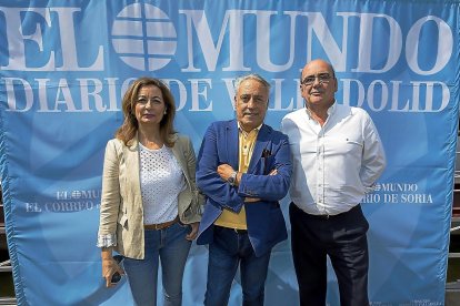 Maribel Morán, Jesús Presencio y Jesús Sánchez (Plataforma Opinión).
