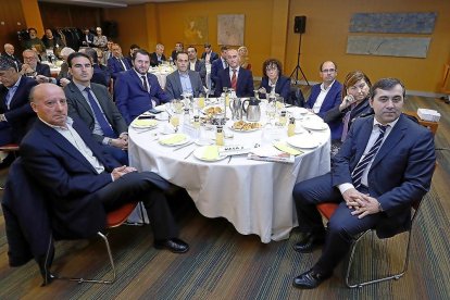 Prudencio Prieto, Guzmán Gómez, Francisco José Sardón, Conrado Íscar, José Antonio Arias, Rafaela Romero, Luis Vélez, Victoria Soto y José Antonio Otero.