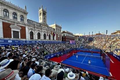 Imágenes de las semifinales del World Pádel Tour Valladolid 2023. / PHOTOGENIC