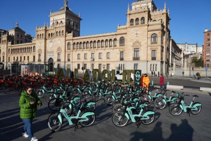 Inauguración de BIKI.- J.M.LOSTAU