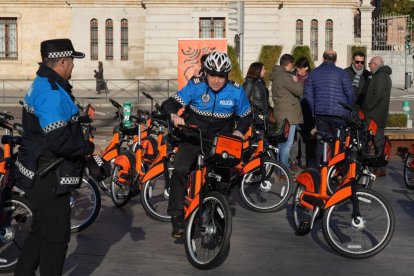 Inauguración de BIKI.- J.M.LOSTAU