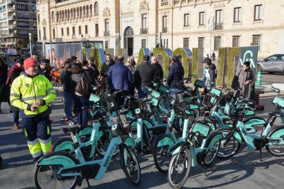 Inauguración de BIKI.- J.M.LOSTAU