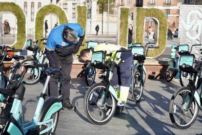 Presentación del nuevo servicio de alquiler público de bicicletas BIKI.- ICAL