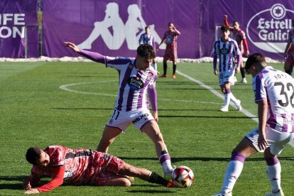 Partido entre el Real Valladolid Promesas y el Guijuelo. / Photogenic/Miguel Ángel Santos