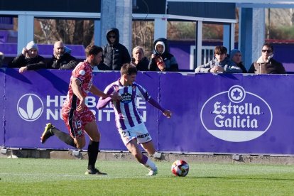 Partido entre el Real Valladolid Promesas y el Guijuelo. / Photogenic/Miguel Ángel Santos