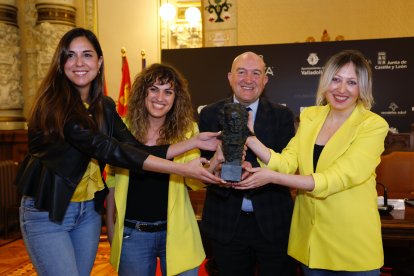 Photocall de los Goya en el Ayuntamiento de Valladolid.-E. M.