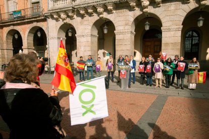 Concentración de Vox en Ávila. ICAL