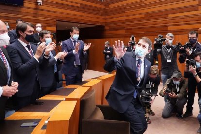 Toma de posesión de Mañueco como presidente de la Junta - Alfonso Fernández Mañueco en el hemiciclo de las Cortes.- ICAL