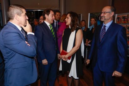 Alfonso Fernández Mañueco, Adriana Ulibarri y Luis Fuentes.