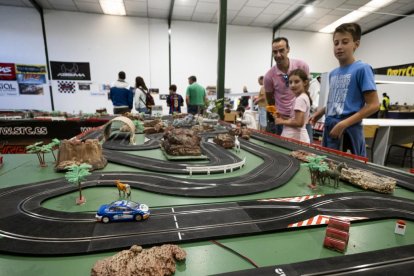 Scalextric gigante de La Cistérniga.- PHOTOGENIC
