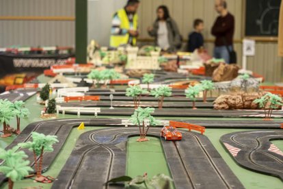 Scalextric gigante de La Cistérniga.- PHOTOGENIC