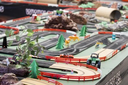 Scalextric gigante de La Cistérniga.- PHOTOGENIC