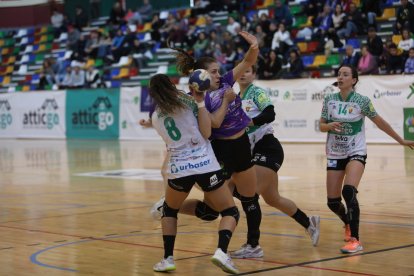 Balonmano Elche - Caja Rural Aula. / LOF