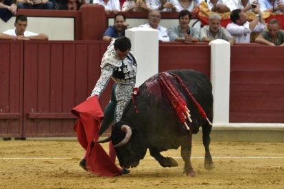 .- JOSÉ SALVADOR