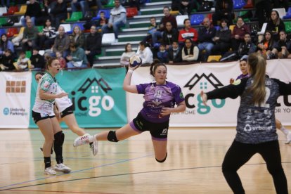 Balonmano Elche - Caja Rural Aula. / LOF