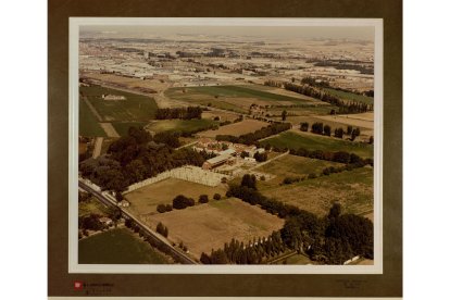 Panorámica de Valladolid. Sede de la Presidencia de la Junta de Castilla y León en 1984 .-ARCHIVO MUNICIPAL DE VALLADOLID