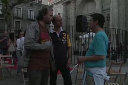 Escena de 'Aficionados' en la plaza de la Universidad. -E.M.
