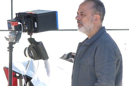 Rodaje con Javier Gutiérrez en el aeropuerto de Villanubla para 'Honeymoon'. -CYLTV