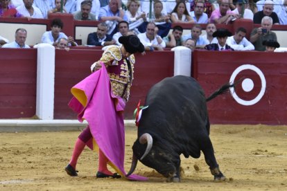 .- JOSÉ SALVADOR