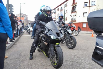 Desfile de banderas de Pingüinos 2023.- PHOTOGENIC