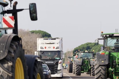 Tractorada en la N-122.- PHOTOGENIC