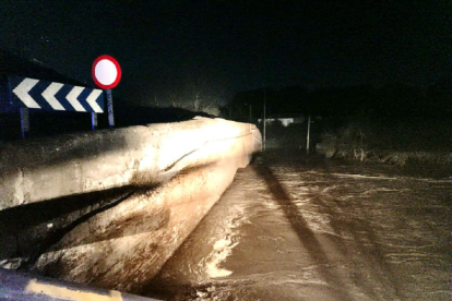 Fotos de las inundaciones en Valdestillas (Valladolid). -E.M.