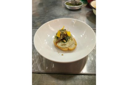 La gastronomía vallisoletana representa a España en Israel con dos tapas bautizadas como “Mar de Valladolid” y “Pastor”.- E.M.
