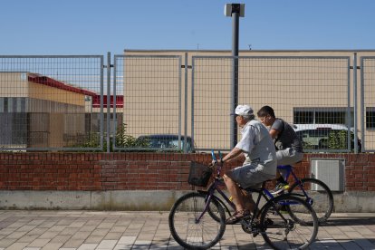 Centro Autismo en la Calle Ignacio Serrano en la actualidad .-J.M. LOSTAU
