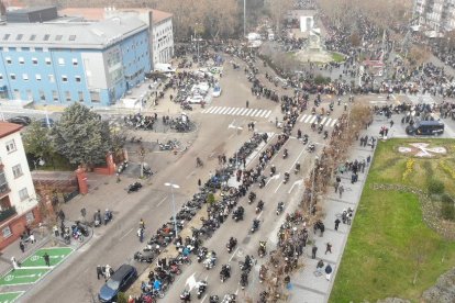 Desfile de banderas de Pingüinos 2023.- PoliciaVLL