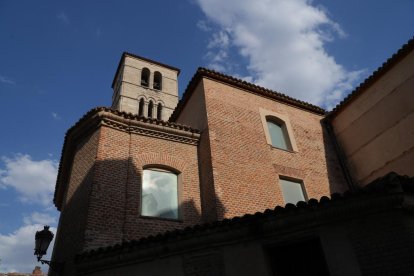 Iglesia de San Martín del barrio de San Martín.- J.M. LOSTAU
