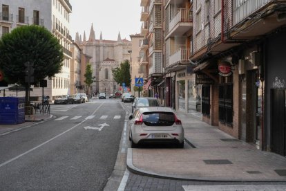 Calle Marqués del Duero del barrio de San Martín.- J.M. LOSTAU