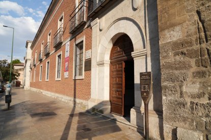 Archivo de la Real Chancillería en la calle Chancillería del barrio de San Martín.- J.M. LOSTAU