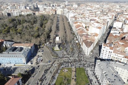 Fotografías tomadas por los drones de la Policía Municipal de Valladolid. Recorrido de Pingüinos.- E. M.
