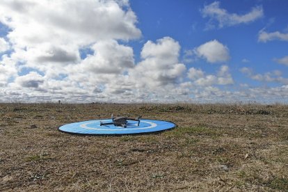 Fotografías tomadas por los drones de la Policía Municipal de Valladolid. Uno de los drones- E. M.