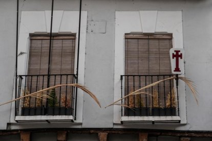 Cofradía Nuestra Señora de la Piedad en la calle San Martín 8 del barrio de San Martín.- J.M. LOSTAU