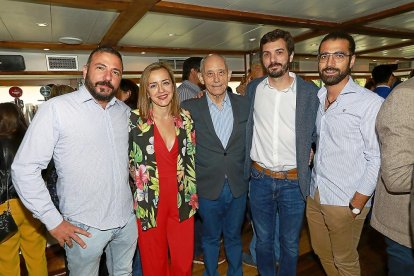 Luis Enrique Valdés, Marta Valsero, Antonio Piedra, Carlos Martín y Guillermo Molina de la Fundanción Jorge Guillén.