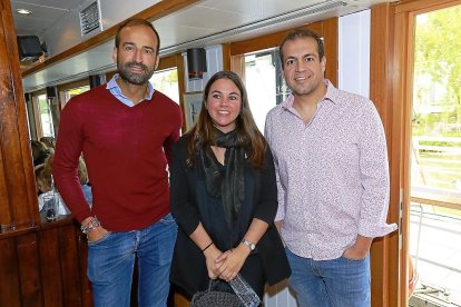 Pablo Rodríquez (GeoCyL), Érica Morales ( Clúster AEICE) y Eduardo Bustillo (GeoCyL).