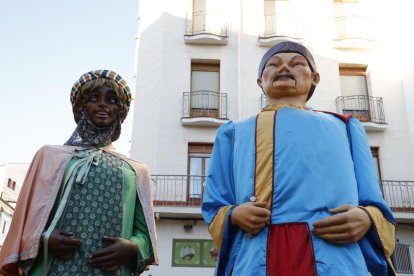Gigantes y cabezudos en las fiestas de Valladolid. PHOTOGENIC