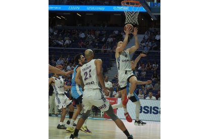 Movistar Estudiantes - Real Valladolid Baloncesto. / M. G. EGEA