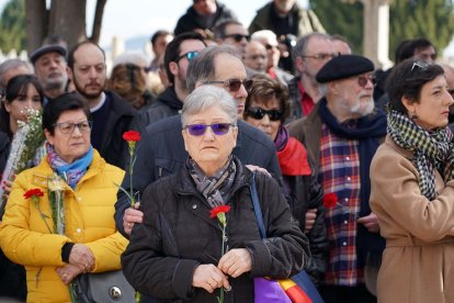 Enterramiento de las 245 personas recuperadas de las fosas comunes en los años 2016 y 2017 en el memorial con los nombres de las 2.650 personas asesinadas en la provincia de Valladolid por la represión franquista