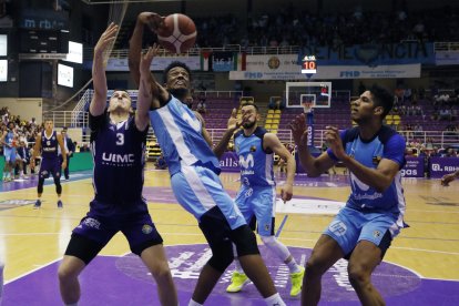 UEMC Real Valladolid Baloncesto - Movistar Estudiantes. / LOSTAU