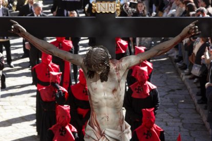 Procesión del Santísimo Cristo de la Luz, Semana Santa Valladolid. - PHOTOGENIC