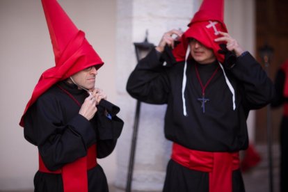 Procesión del Santísimo Cristo de la Luz, Semana Santa Valladolid. - PHOTOGENIC