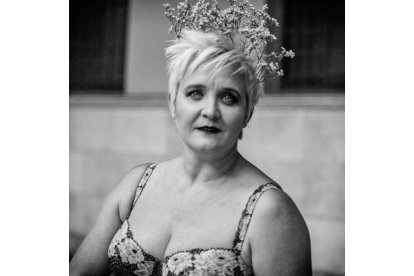 Imagen del mes de abril del Calendario solidario 'Reinas' 2023. / E. M.