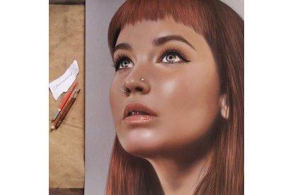 No mires arriba. Exposición de 'rostros de cine' de Laura Serrano.  / E. M.