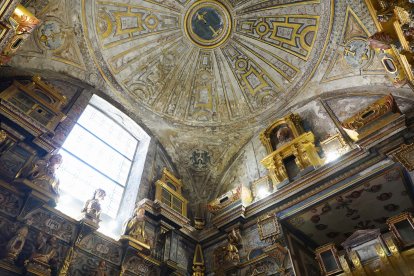 Relicario de la parroquia de San Miguel y San Julián de Valladolid. ICAL.