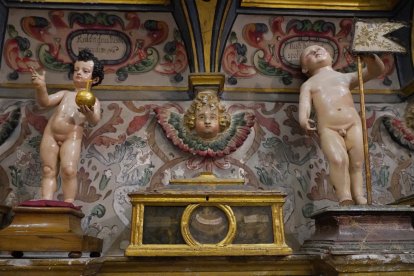 Relicario de la parroquia de San Miguel y San Julián de Valladolid. ICAL.