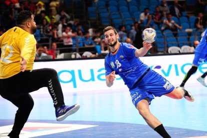 Cuartos de Final de Copa: Balonmano Sinfín - Recoletas Atlético Valladolid. / LOF