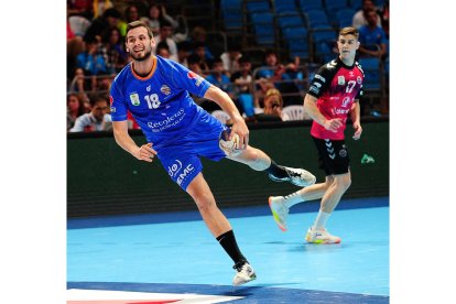 Cuartos de Final de Copa: Balonmano Sinfín - Recoletas Atlético Valladolid. / LOF